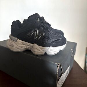 New Balance 9060 infant size 5. New , never worn.